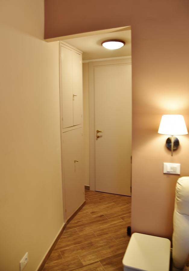 Fabio Guest House Deluxe Rom Exteriör bild